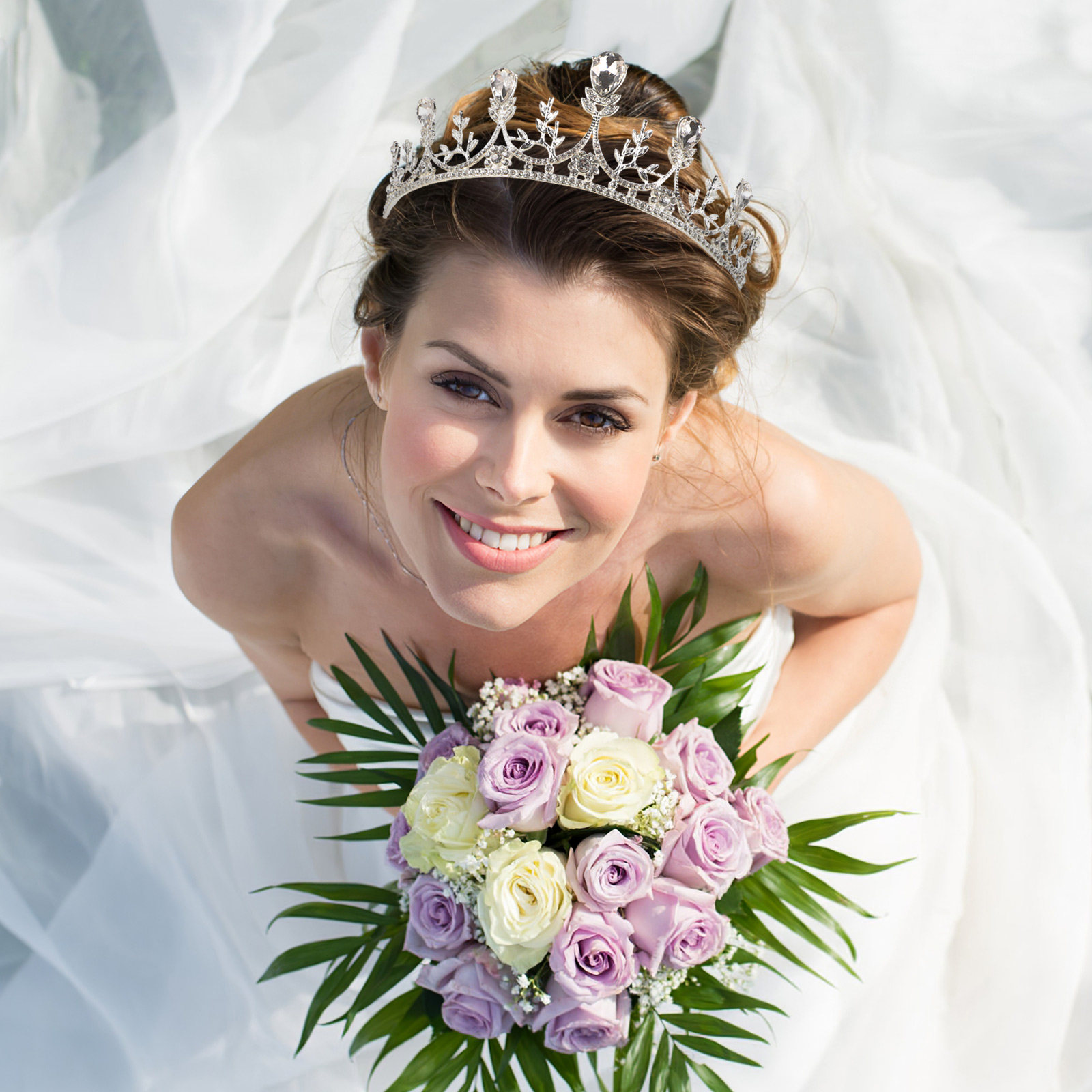 Sparkling Rhinestone Princess  - đánh giá và giá Women Accessories Bouquet